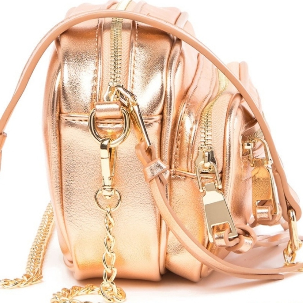New
Urban Expressions
Jade Compact Zipper Crossbod